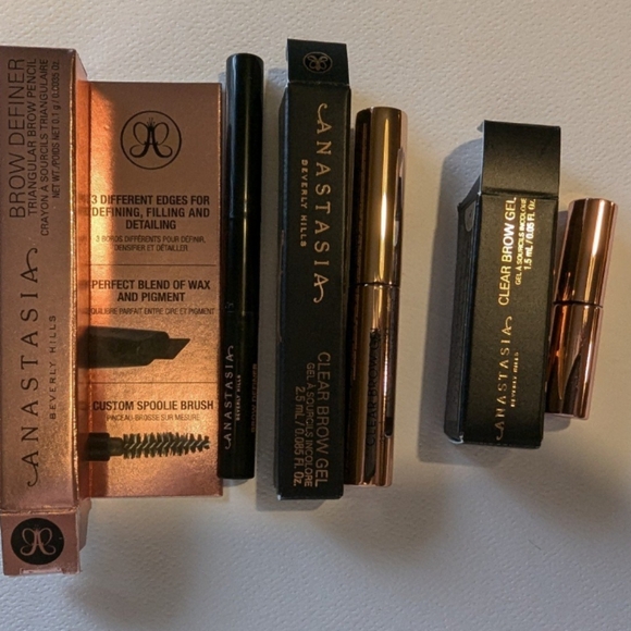 Anastasia Beverly hills lot - Picture 14 of 16